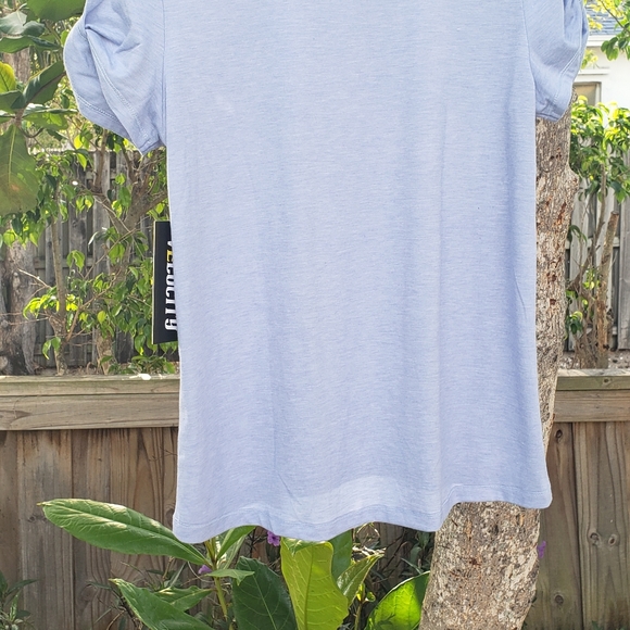 Blouse - Picture 3 of 3